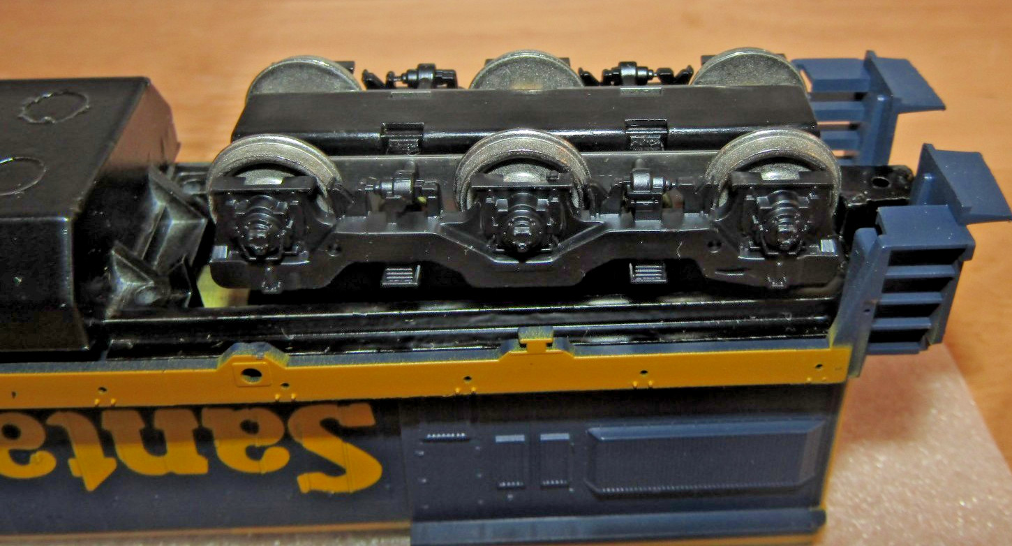 Athearn HO 3501 Santa Fe U33-C Powered Engine Diesel Locomotive 8517 NEW
