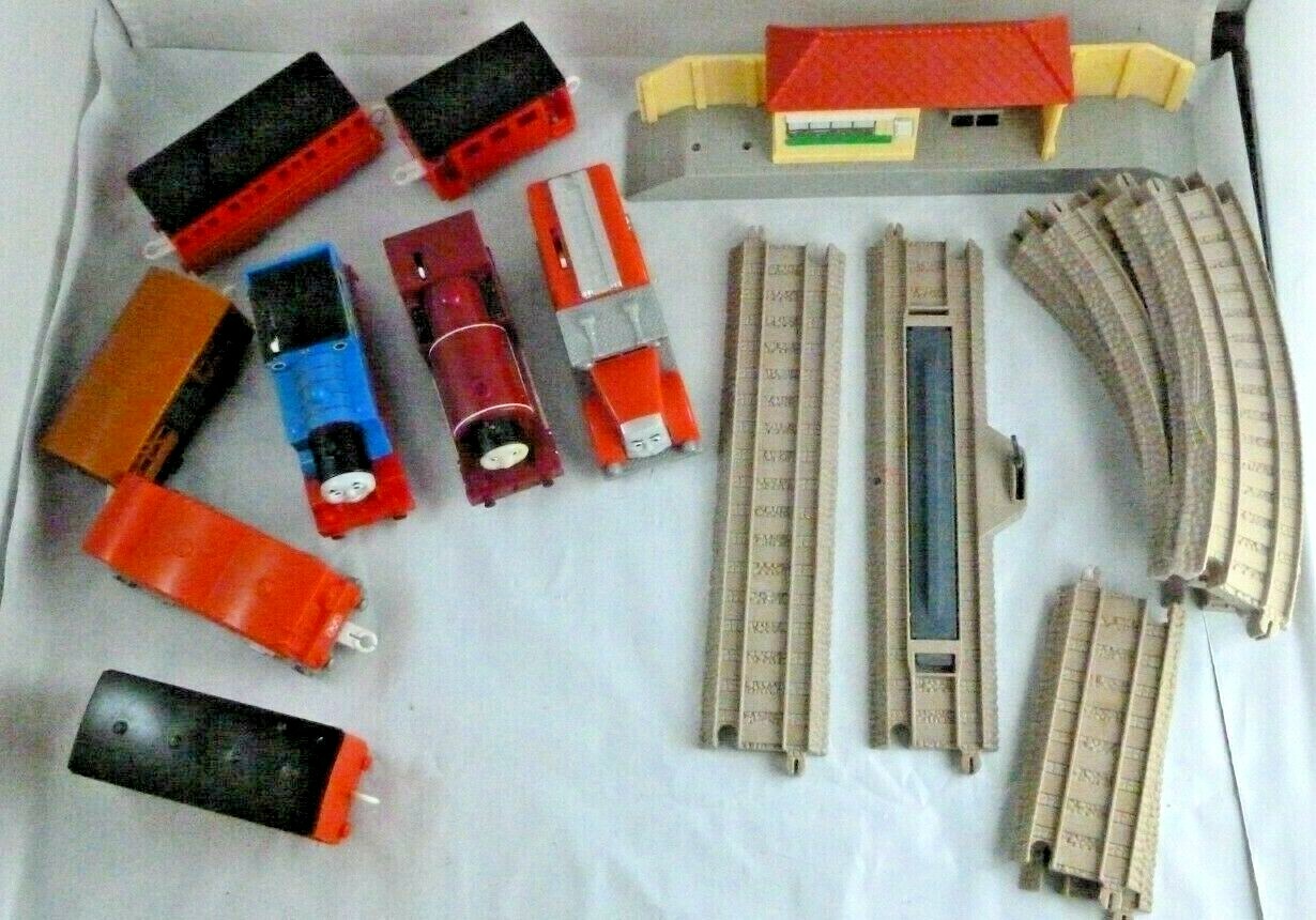 Lot of 8 Thomas The Train Motorized Engine Tank Tanker Gullane Track Cart Mattel