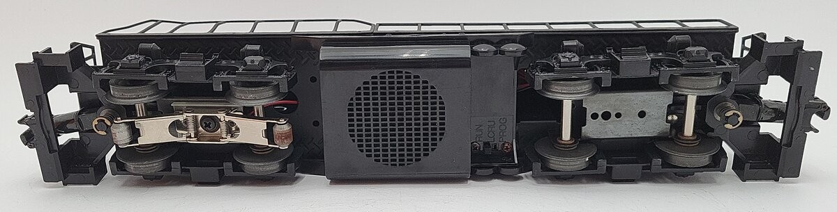 Lionel 6-18865 New York Central GP-9 Non Powered B Unit Diesel Engine #2386 EX