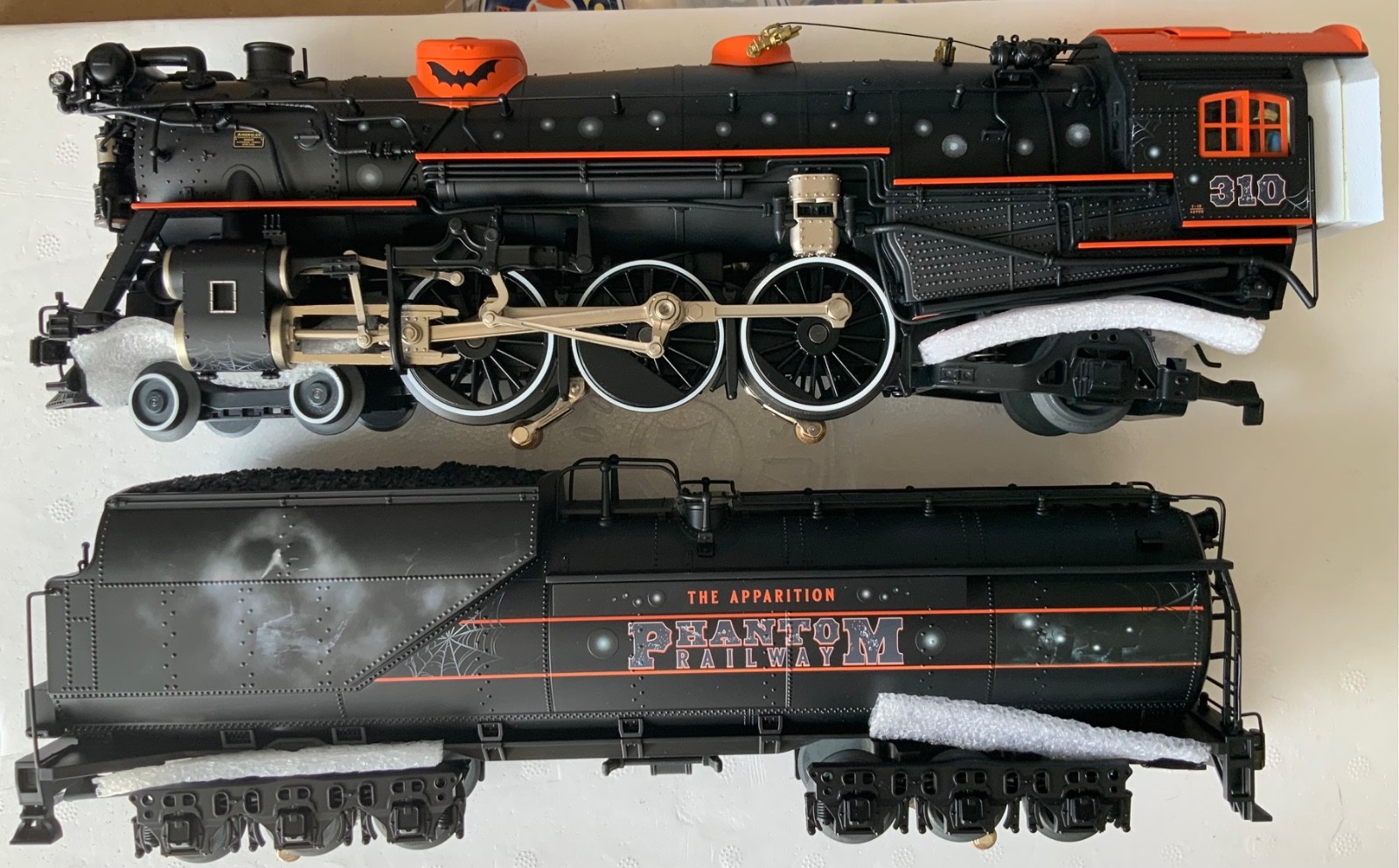 Lionel 2431170 Halloween Legacy F-19 Pacific #310 Steam Locomotive TESTED!