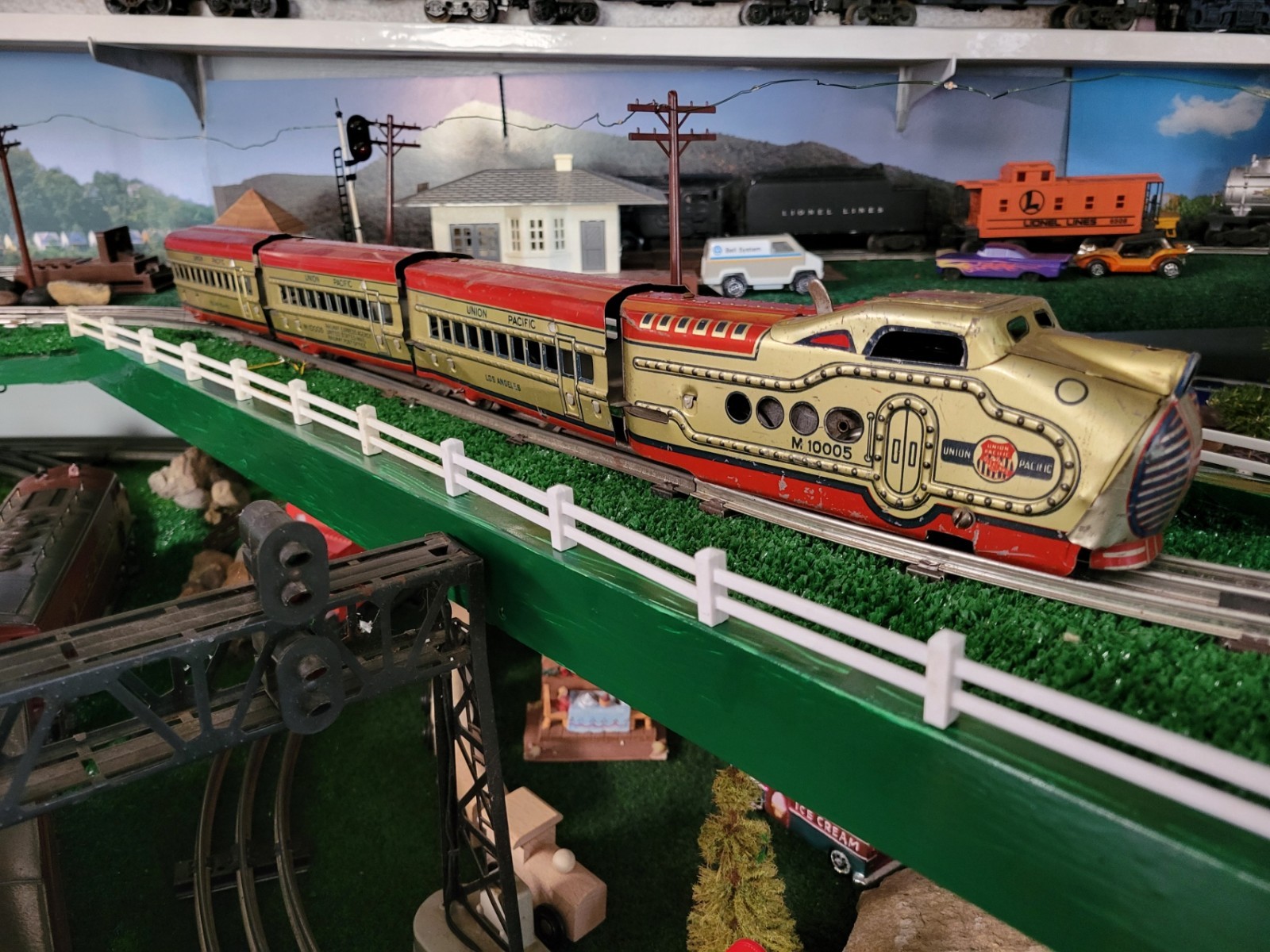 Marx M10005 Union Pacific Articulated O gauge Streamliner 4 Car Set