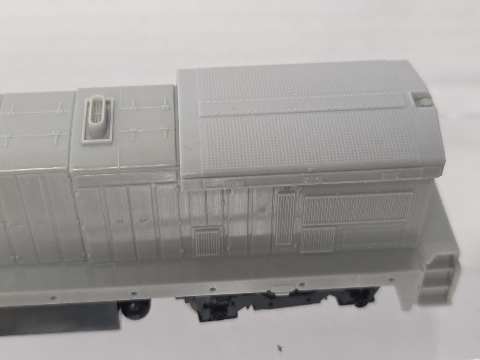 Bachmann Plus HO Scale 11101 Undecorated GE B23-7 Diesel Locomotive NOS