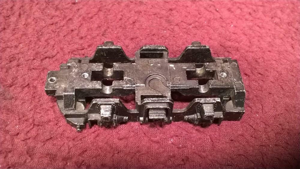 HO TRI-ANG #7005 R155 DIESEL LOCOMOTIVE – DIECAST POWER TRUCK SIDE FRAME