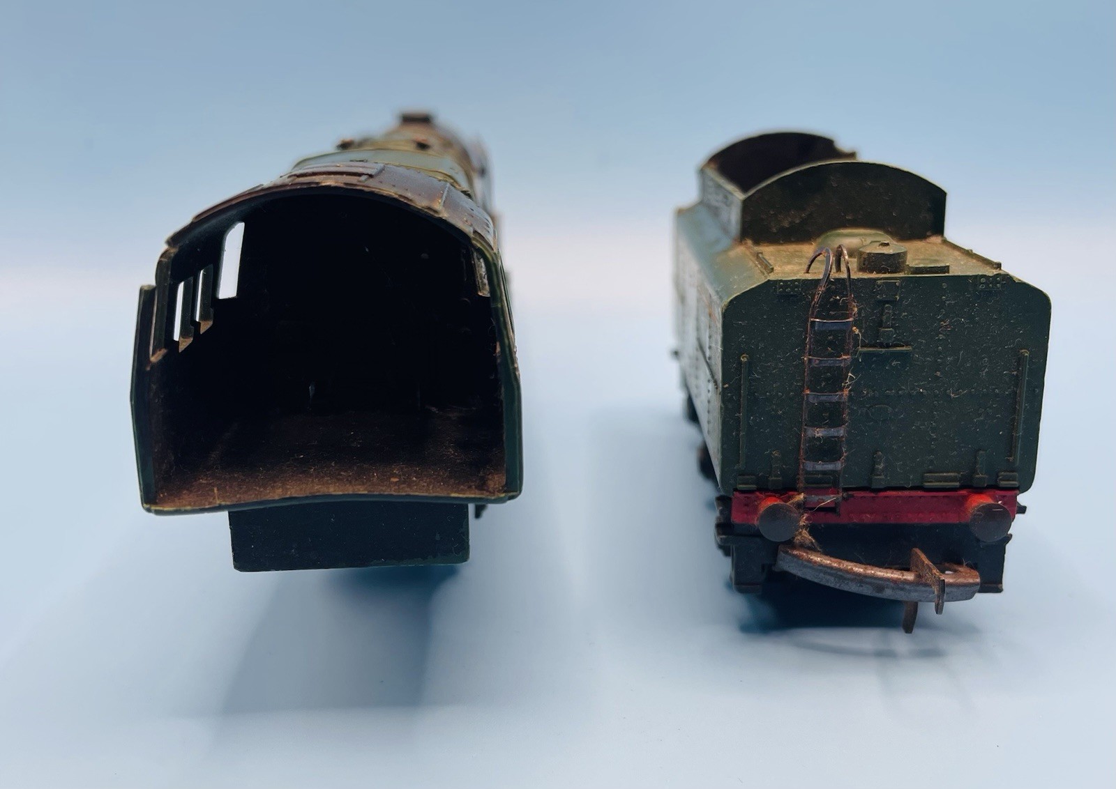 Tri-Ang OO R259 “Britannia” Class 7MT 4-6-2 Steam Locomotive – Parts Only