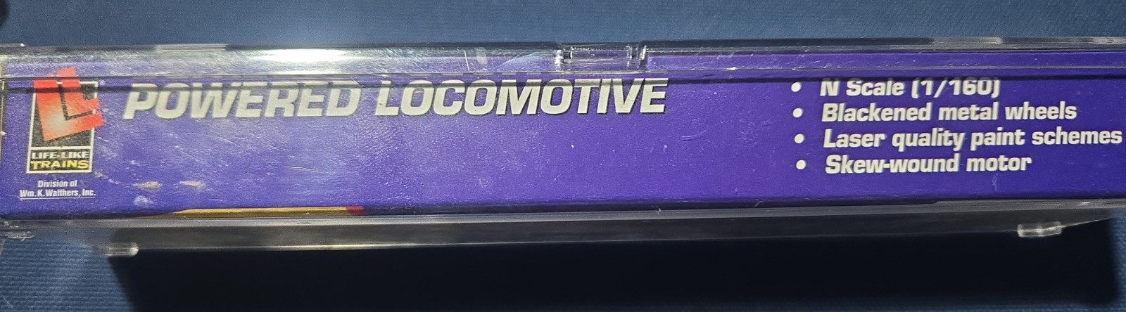 N Scale Life-Like 433-7641 Amtrak F40PH Diesel Locomotive #381
