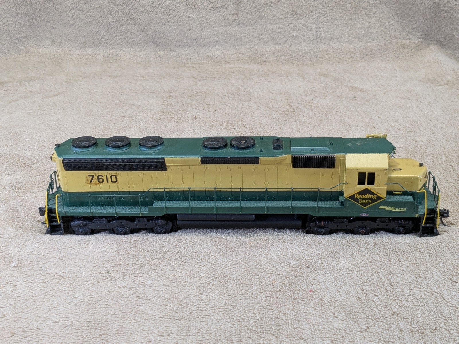 Alco HO Brass Model D-130 SD-45 Locomotive Painted Reading #7610