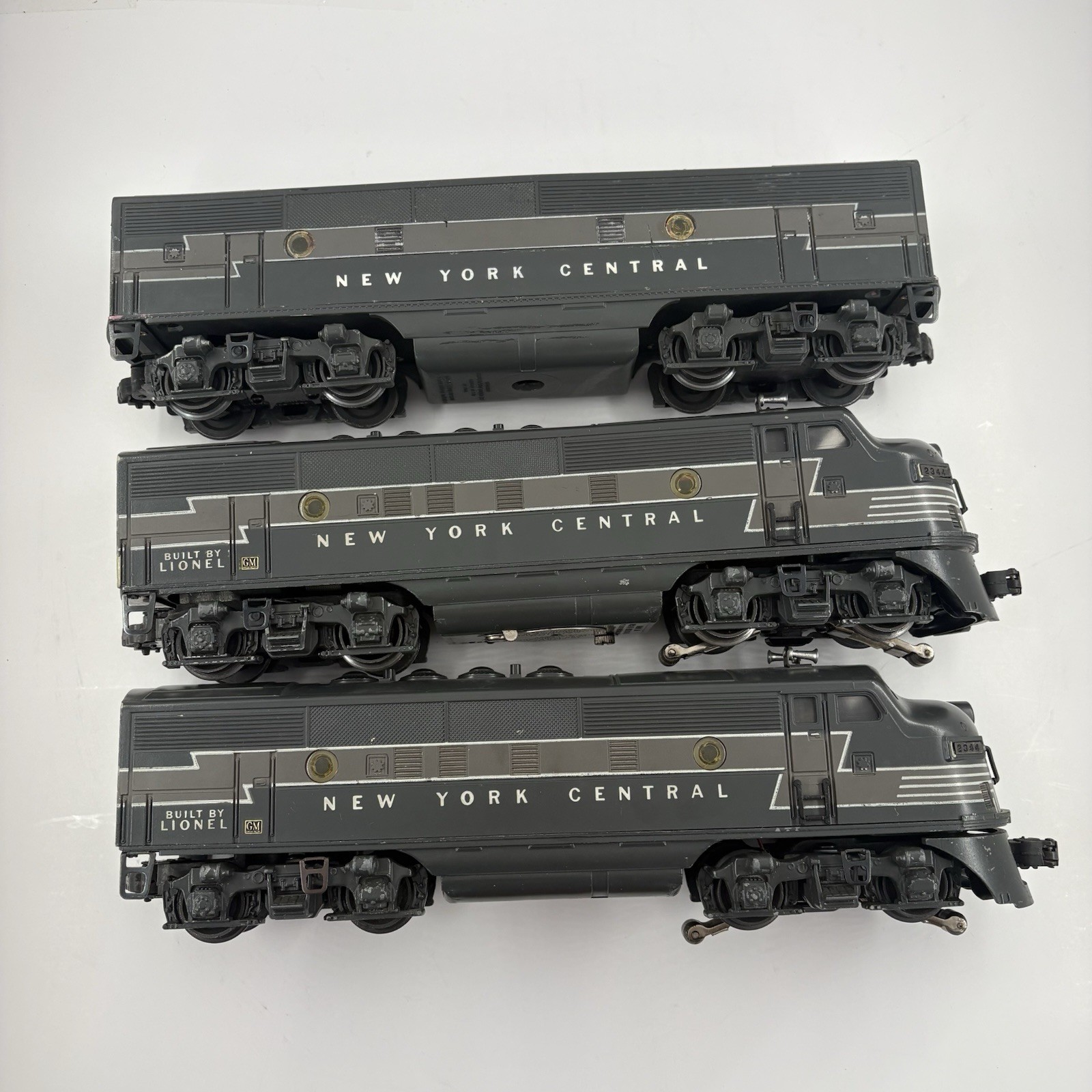 Lionel 2344 Vintage O Gauge New York Central F-3 ABA Diesel Locomotive Set