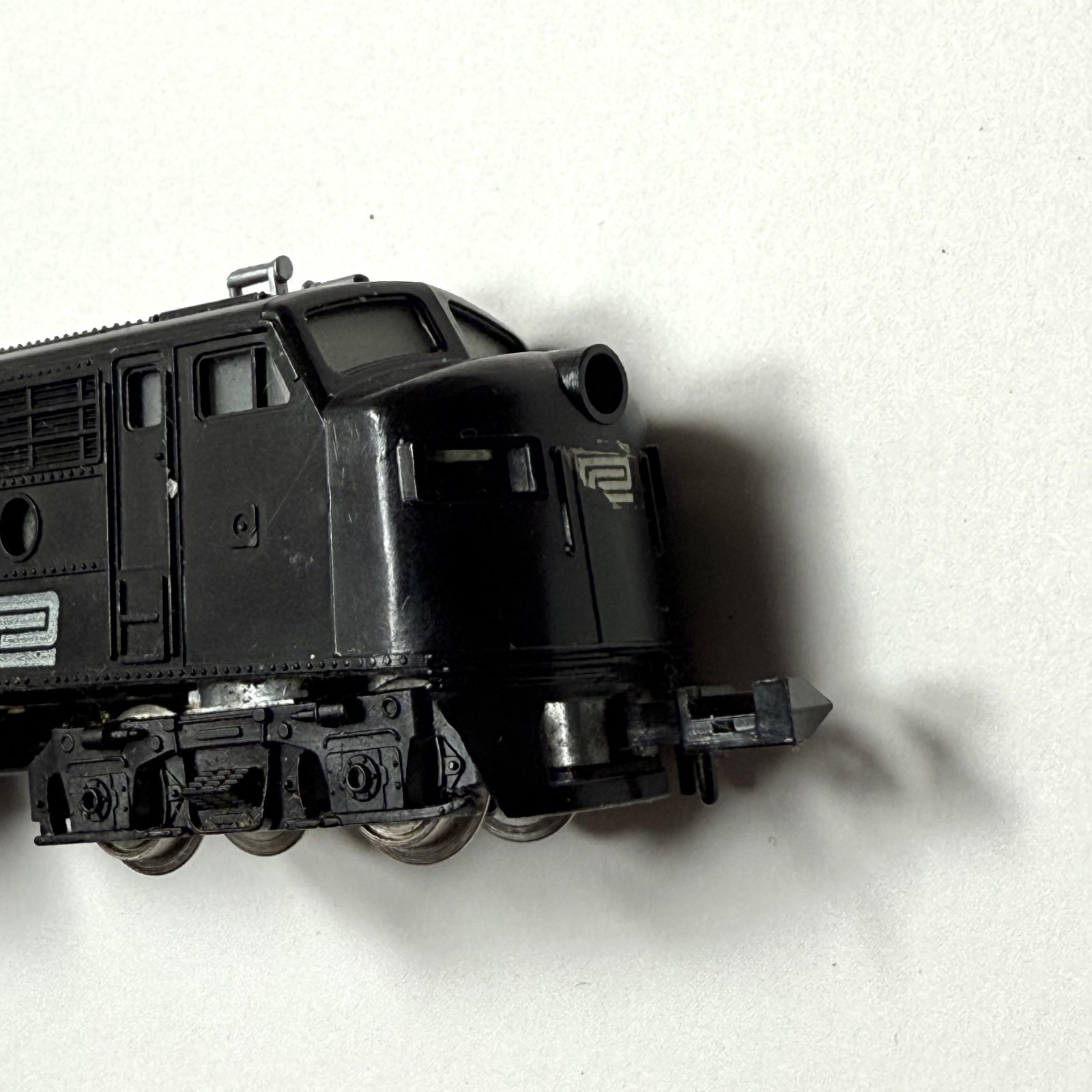 AURORA POSTAGE STAMP TRAIN N SCALE #4859 PENN CENTRAL F9-A DIESEL