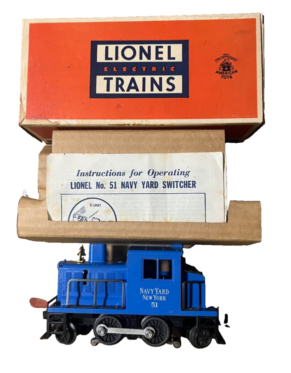 Postwar Lionel 51 Navy Switcher NICE with Original Box in VGC 1956