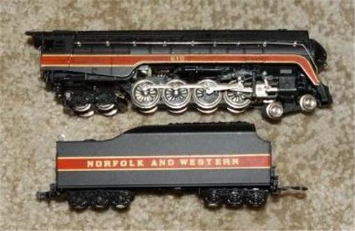 BACHMANN N CLASS J NORFOLK and WESTERN 4-8-4 STEAM LOCOMOTIVE & TENDER