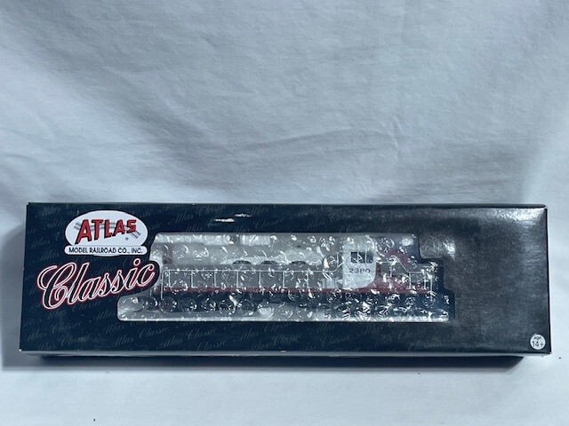 New Atlas HO Scale Soo Line 2380 RS-3 Locomotive Engine