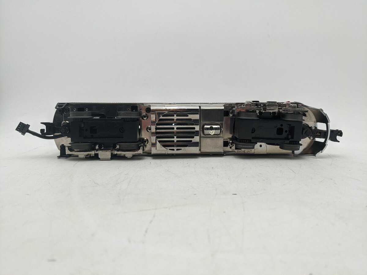 MTH 30-2482-3 Santa Fe F-3 A Unit Non-Powered Diesel Engine #18C EX