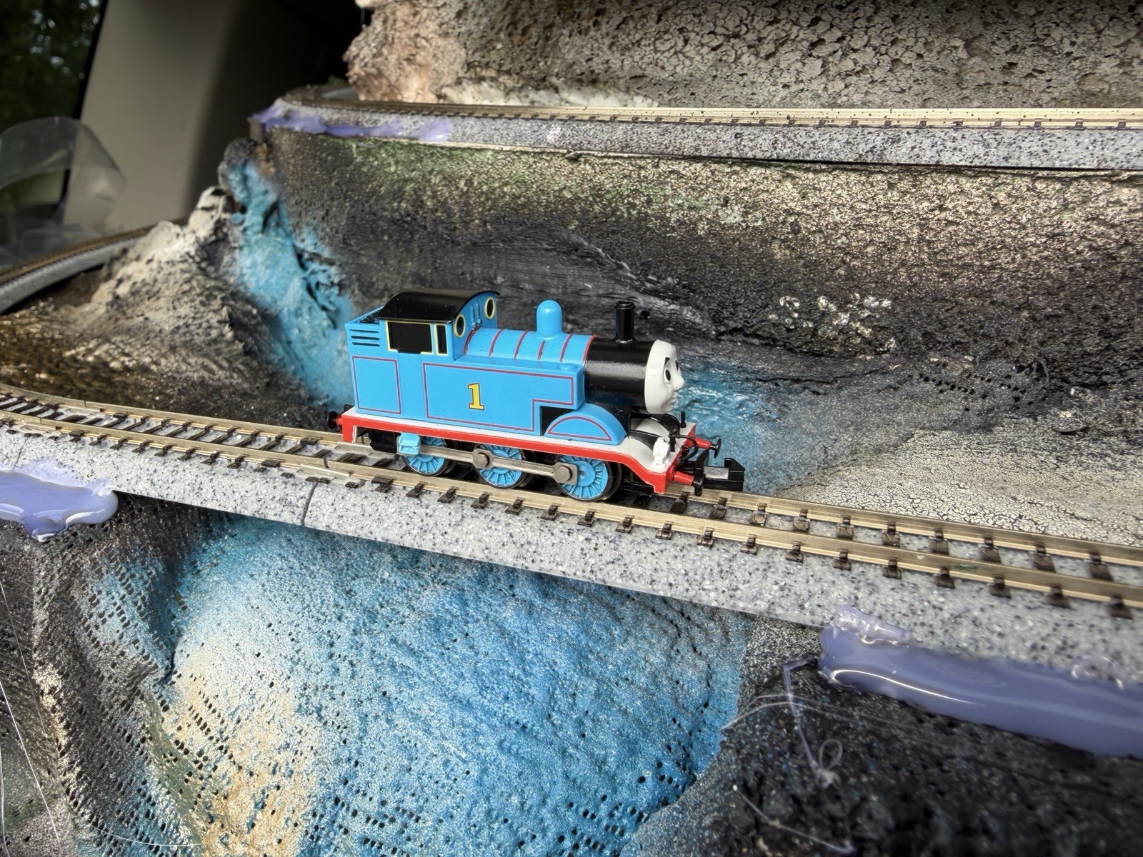 Bachmann Trains Thomas & Friends – Thomas The Tank Engine 1/160 Scale Locomotive