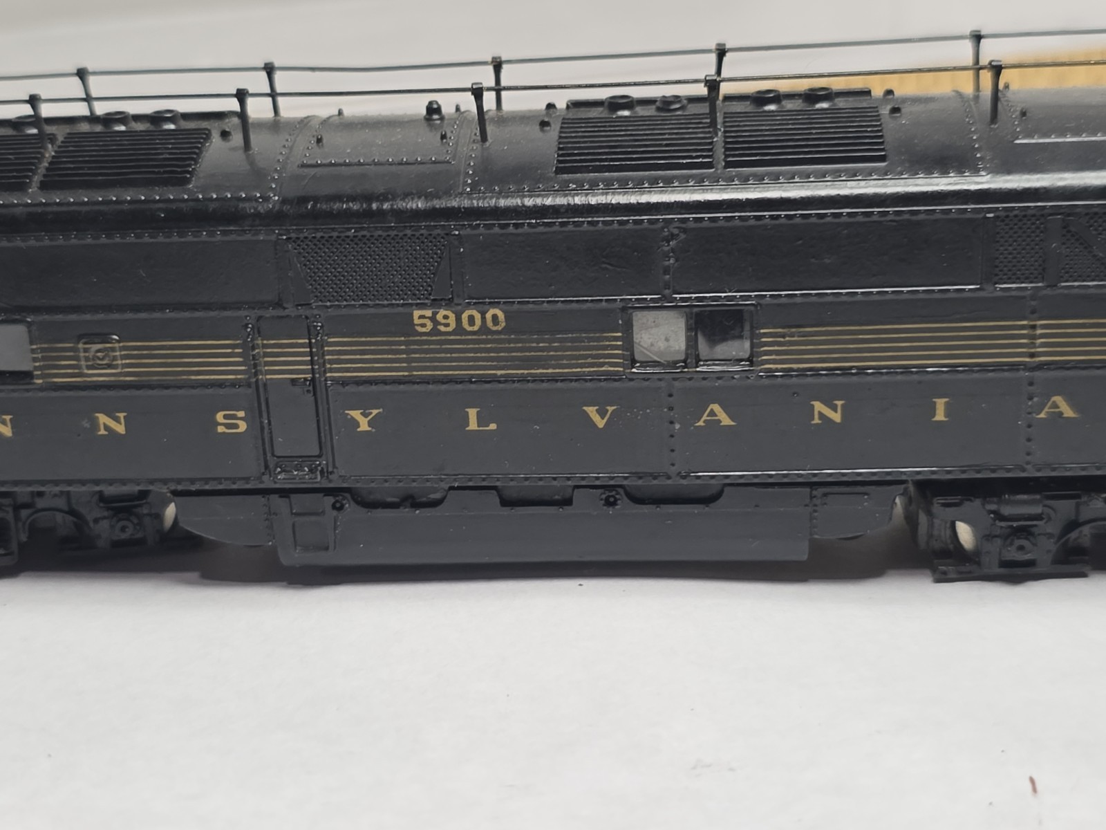 2 Custom Roco HO Scale Pennsylvania PRR 5900 5901 E7 A Diesel Loco Read Desc.