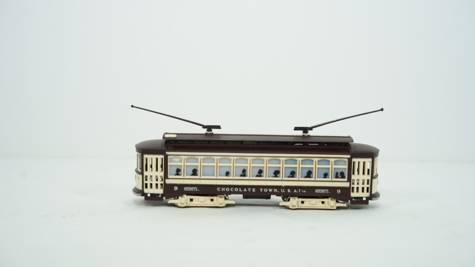 Bachmann HO Scale Hershey Brill Trolley #7 & #9 Item 61037 61039 NEW W14