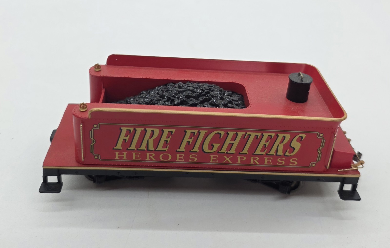 Hawthorne Village Fire Fighters Heroes Express Locomotive, Tender and Cars On30