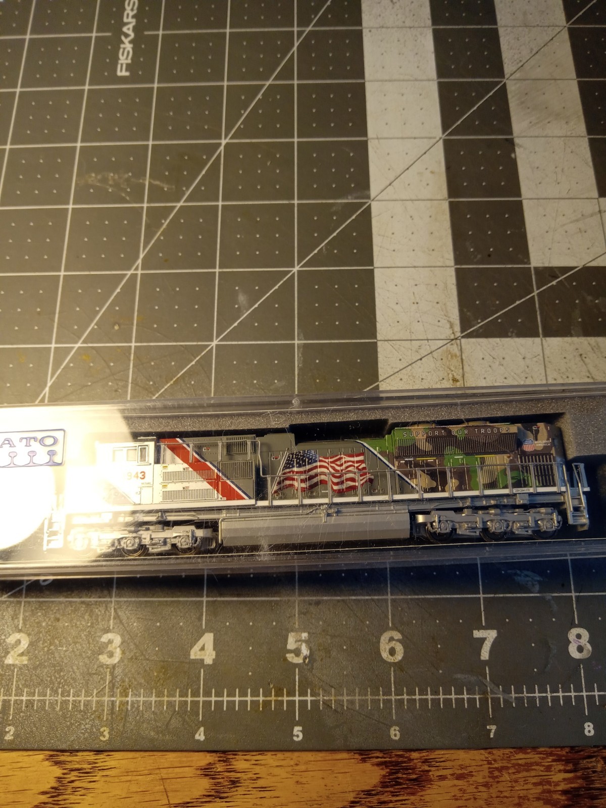 Kato N Scale EMD SD70ACe Diesel Loco Union Pacific “The Spirit” 176-1943