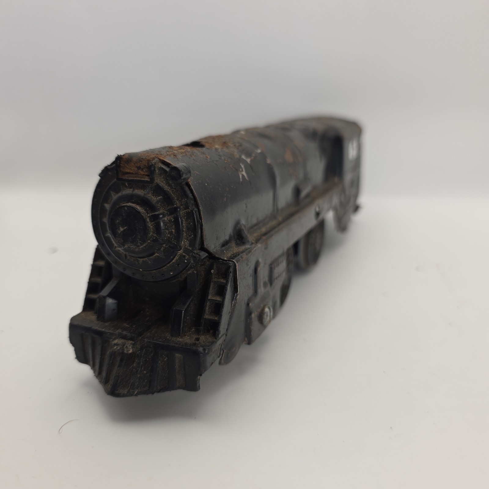 Vintage Cast Iron Clockwork Wind-Up Toy Steam Locomotive Floor Train – As Found