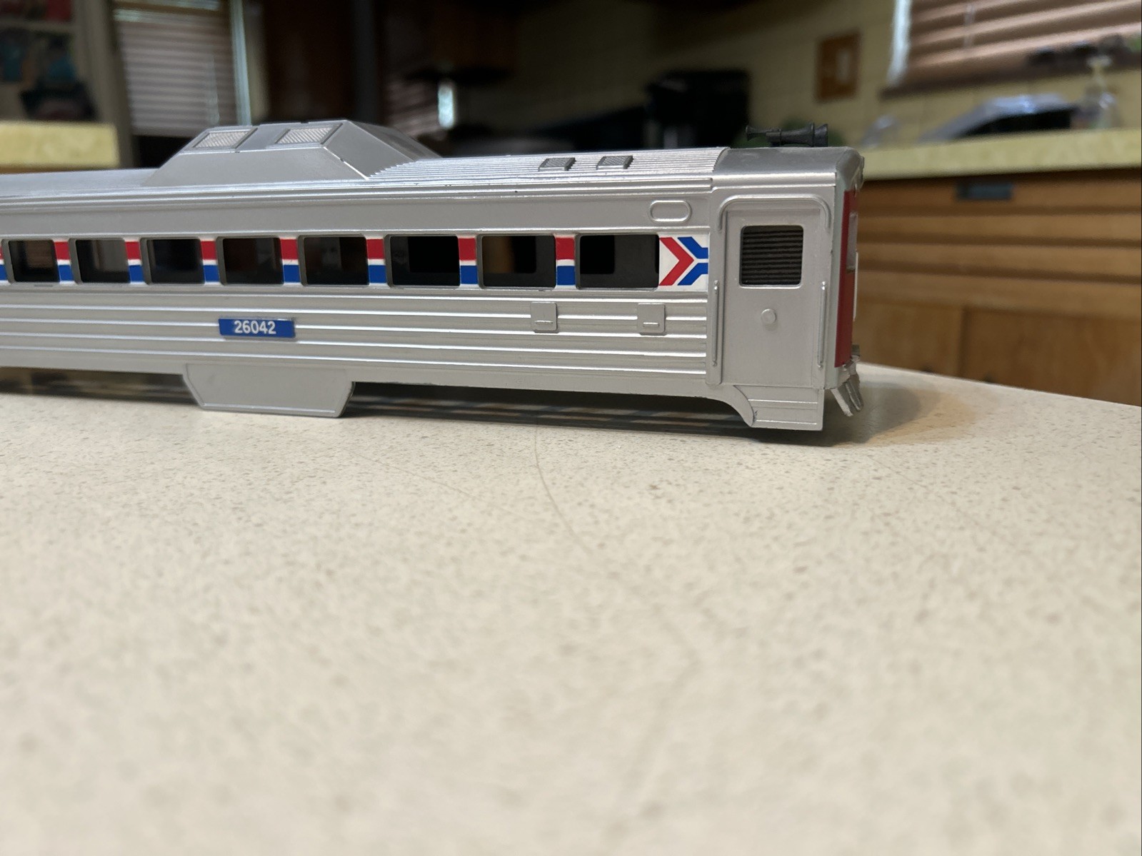K Line Amtrak RDC # 26042 Silver Red White Blue O 27 Plastic Body Only Nice
