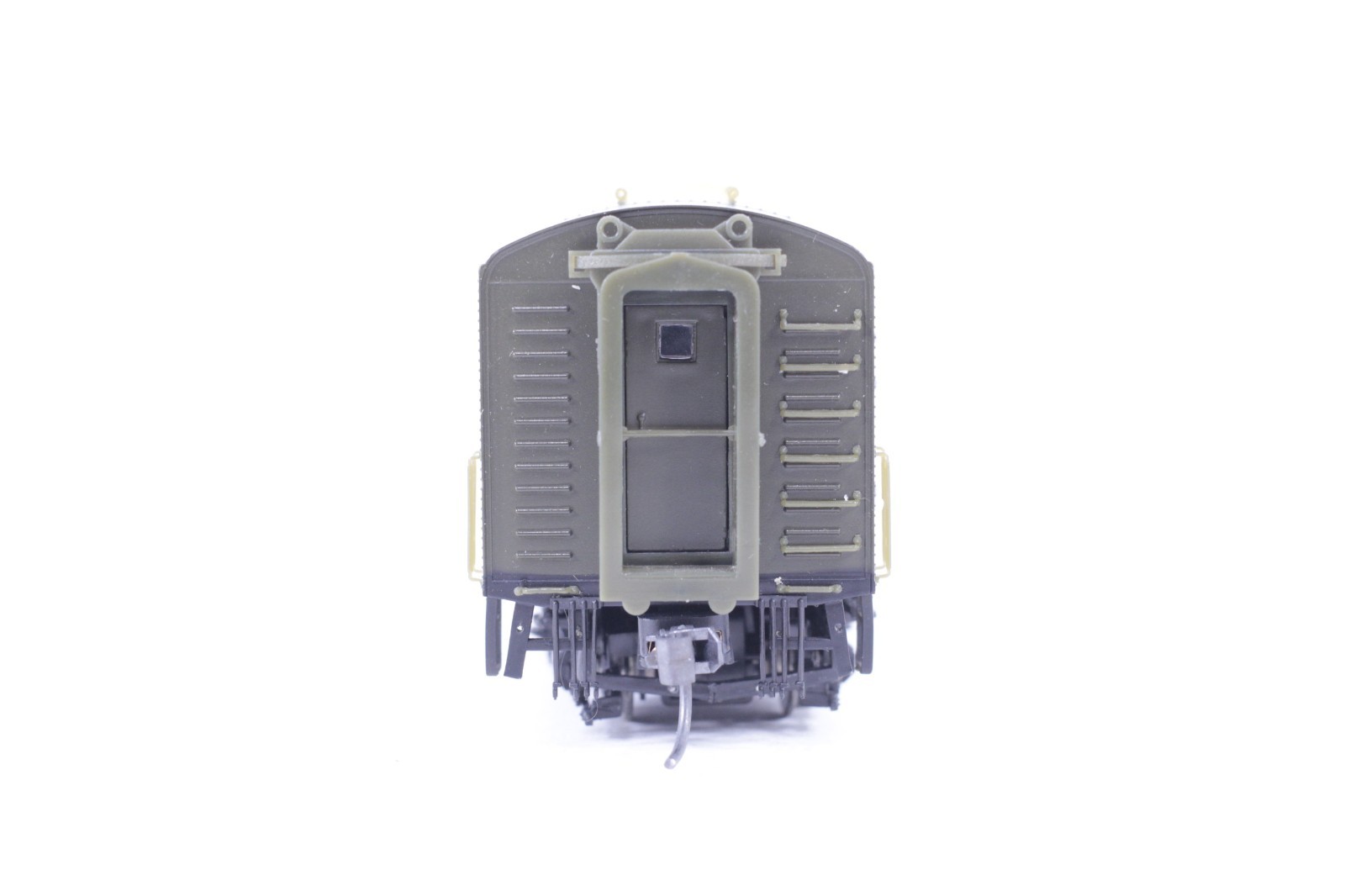 Life Like Proto 2000 HO Scale Seaboard #3105 E7B Non-Powered Locomotive