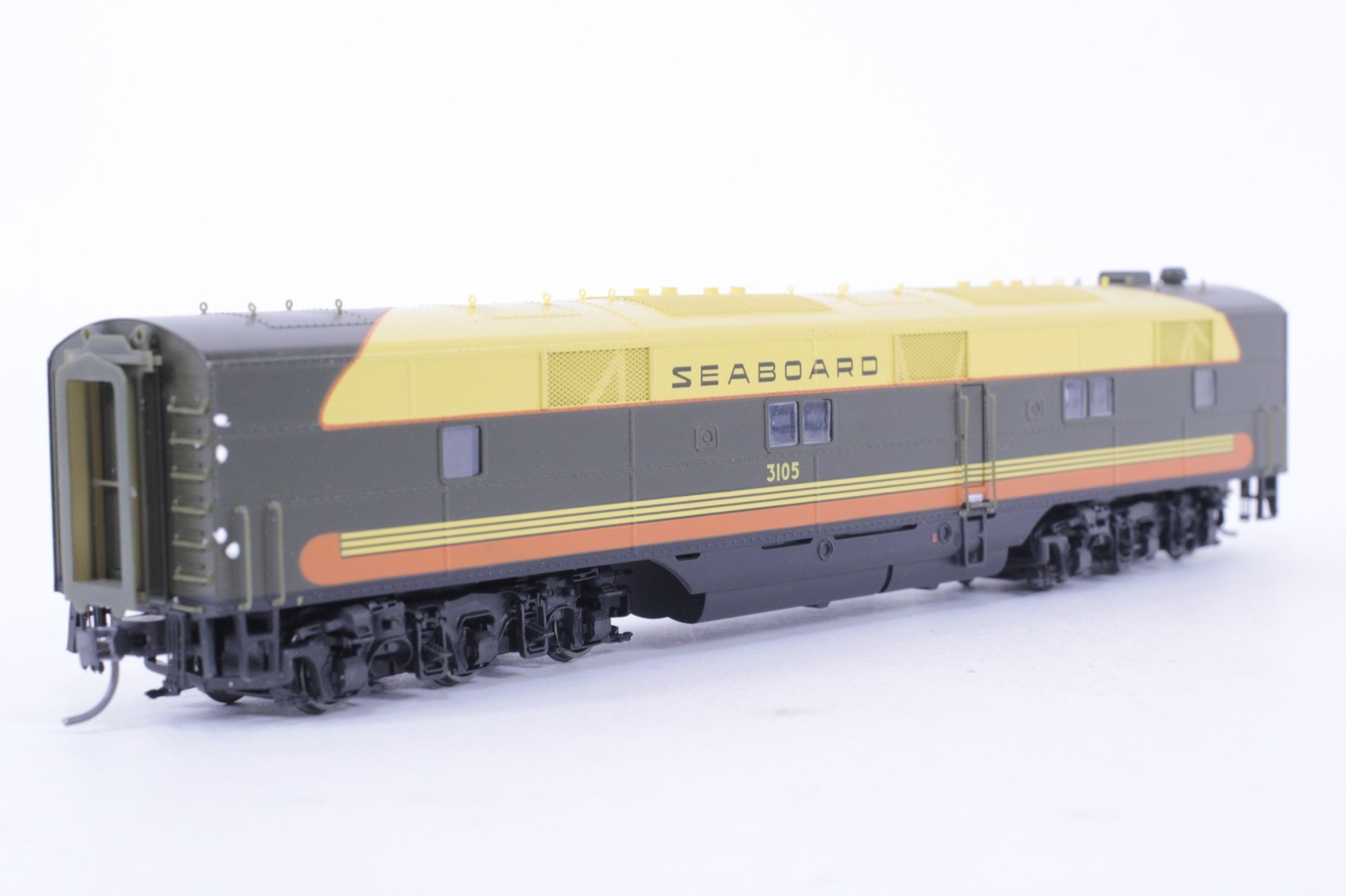Life Like Proto 2000 HO Scale Seaboard #3105 E7B Non-Powered Locomotive