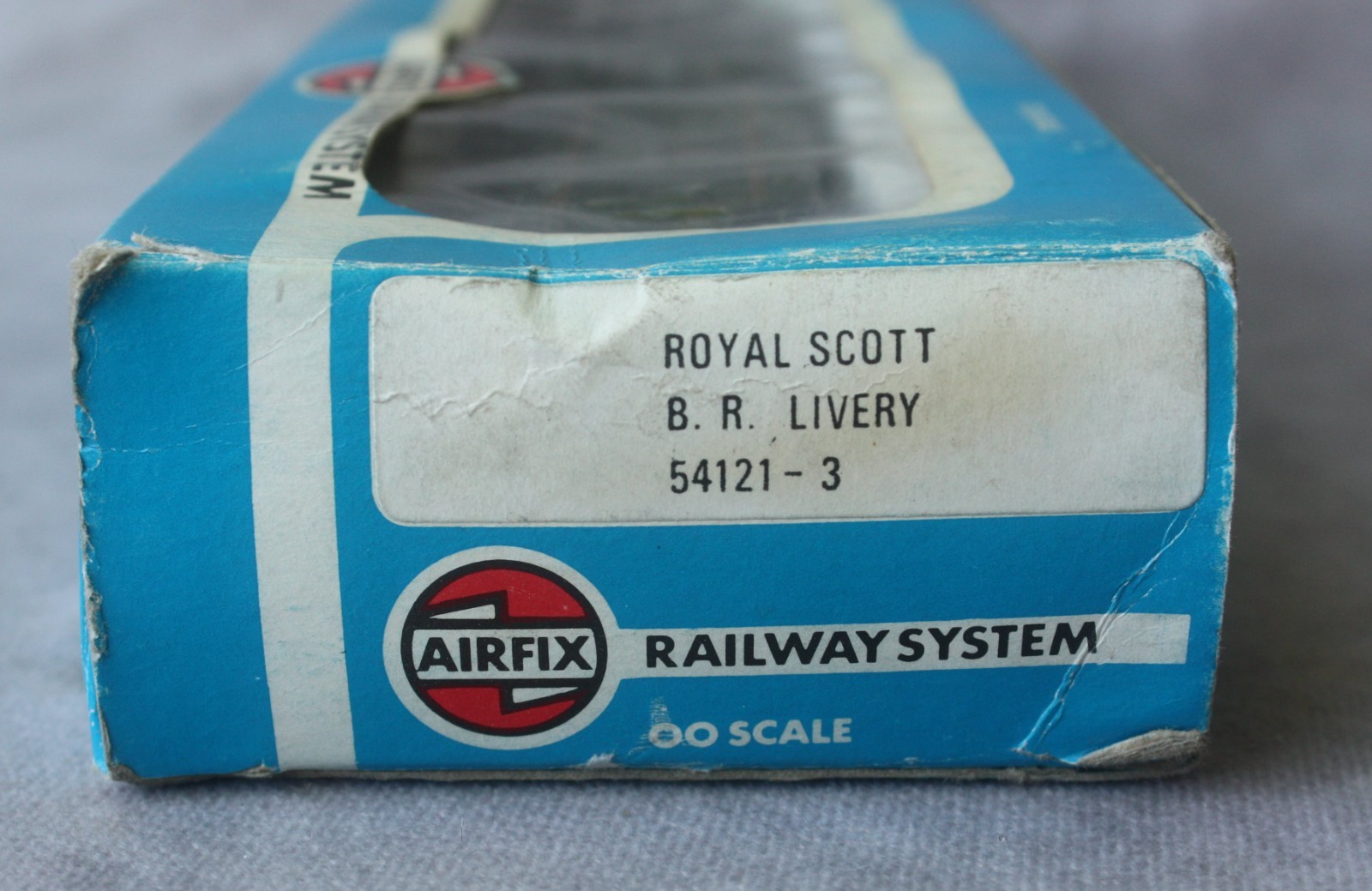 AIRFIX Railways System OO Scale Royal Scot Locomotive 54121-3