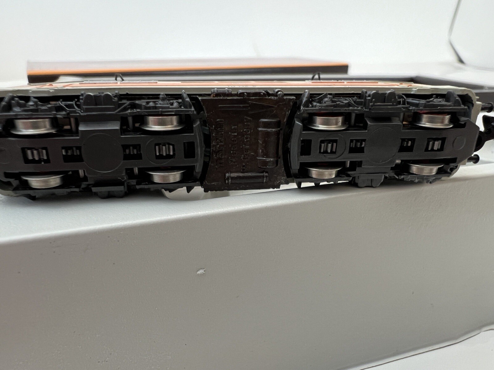 NEW Marklin mini-club Z Scale 8855 German Railway Airport Electric Locomotive!