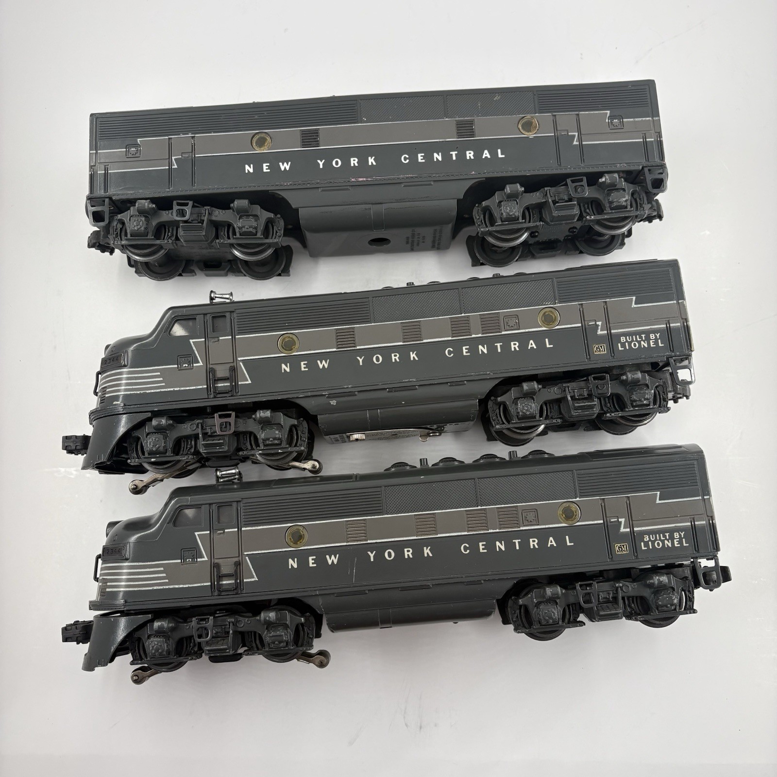 Lionel 2344 Vintage O Gauge New York Central F-3 ABA Diesel Locomotive Set