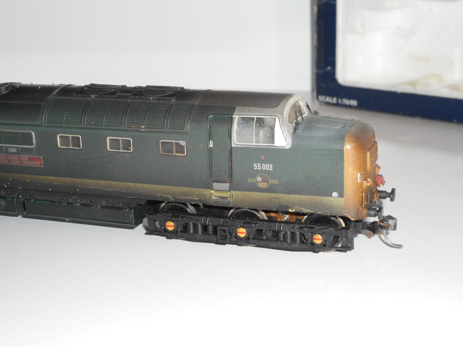 Bachmann 32-525A DCC Class 55 Deltic Co-Co Diesel The Kings Own Yorkshire. OO.