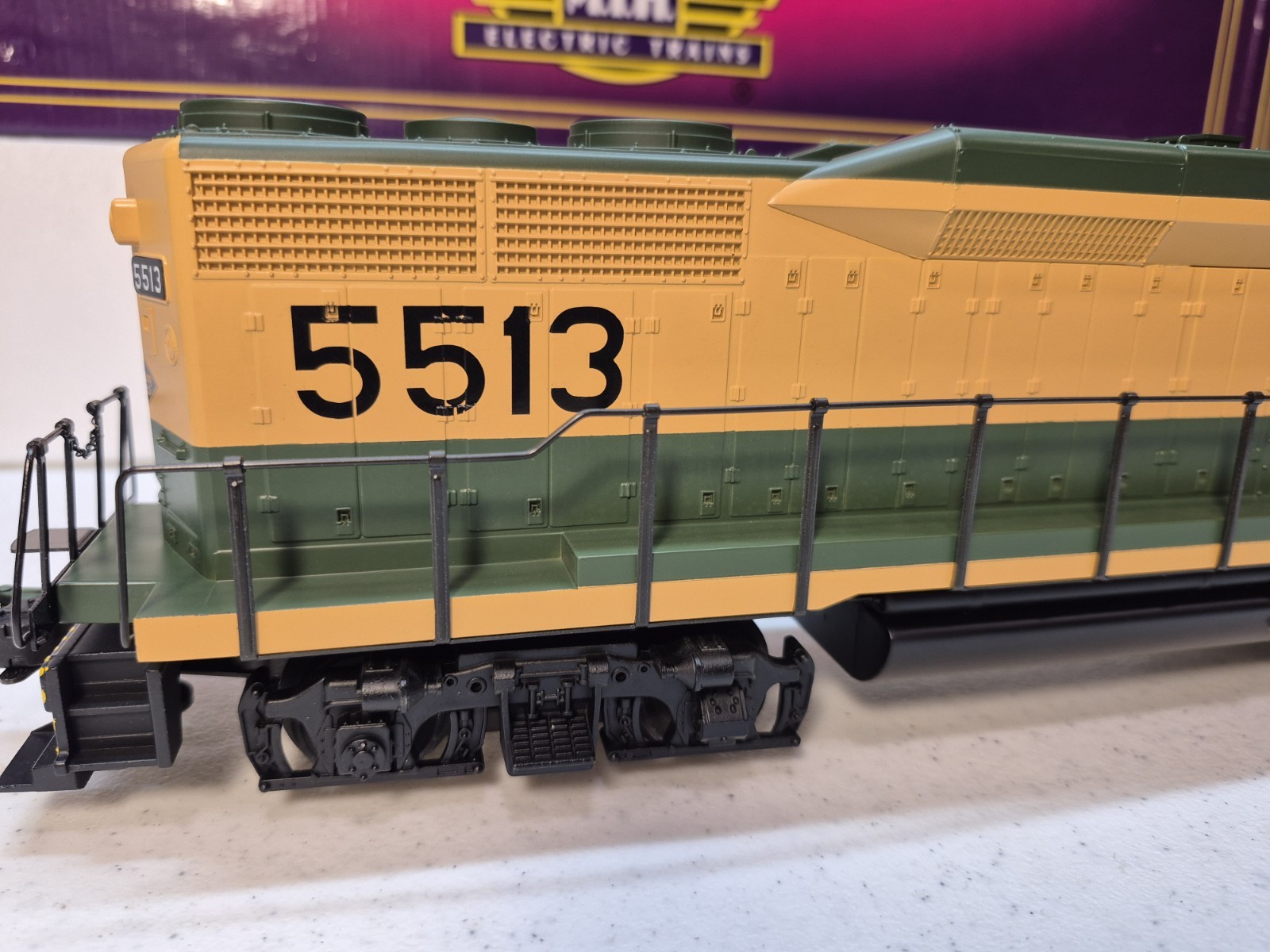 MTH O Gauge MT-2073L Reading EMD GP-30 Diesel w/Horn LN