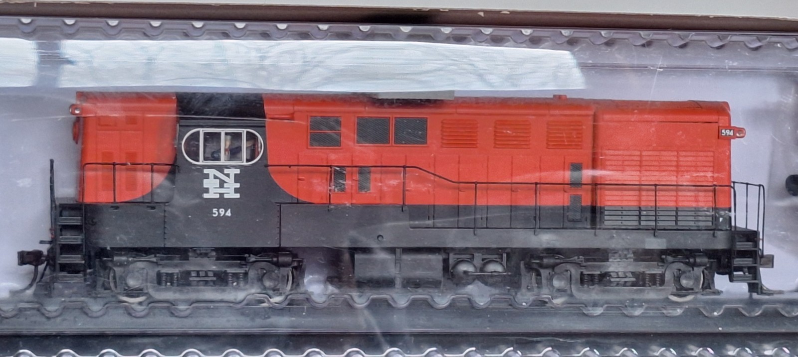 Atlas Silver Series 10003524 HO FM H16-44 New Haven (Post McGinnis) #594