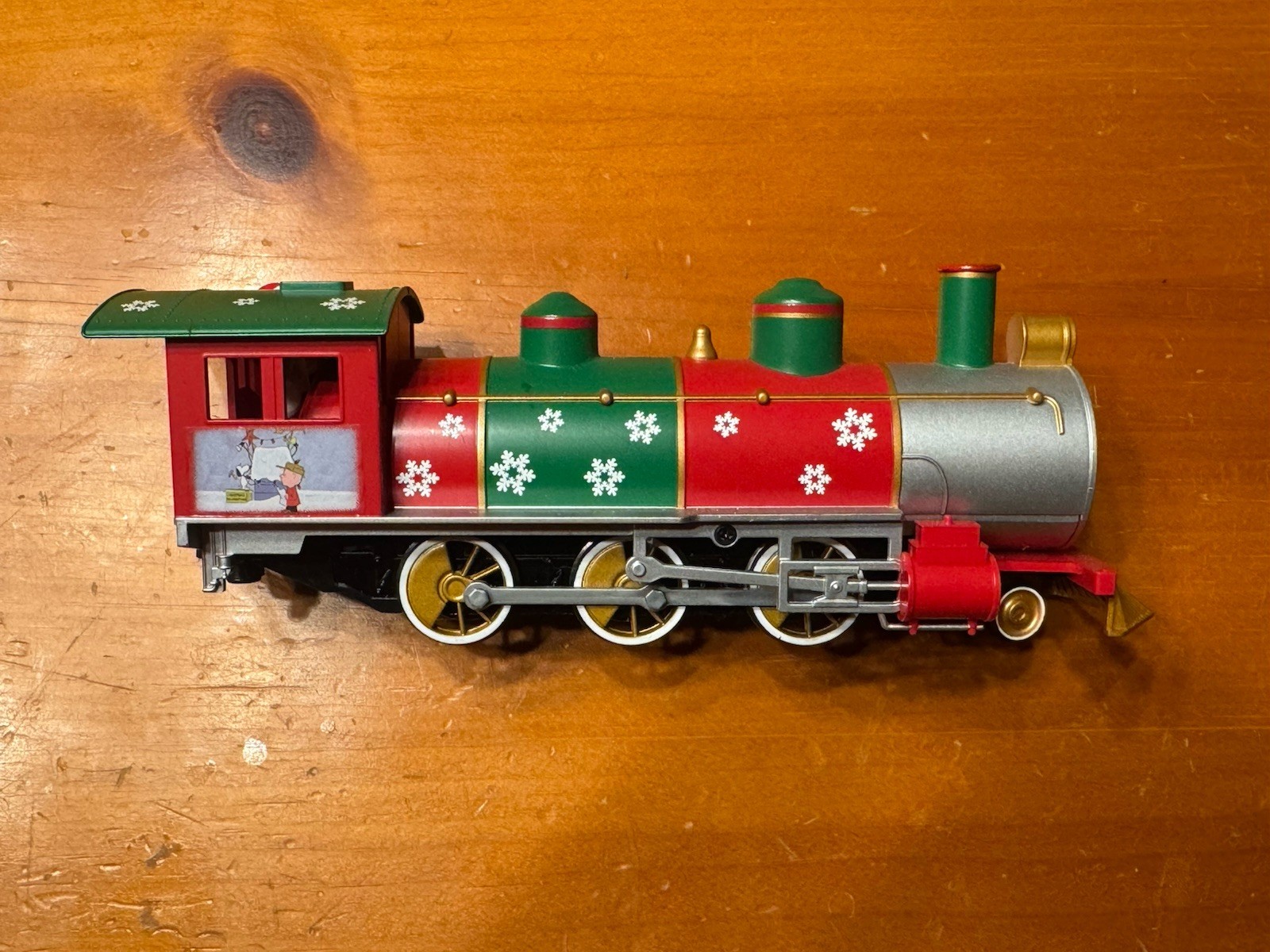 Peanuts Christmas Express Train Car Hawthorne Snoopy Steam Locomotive
