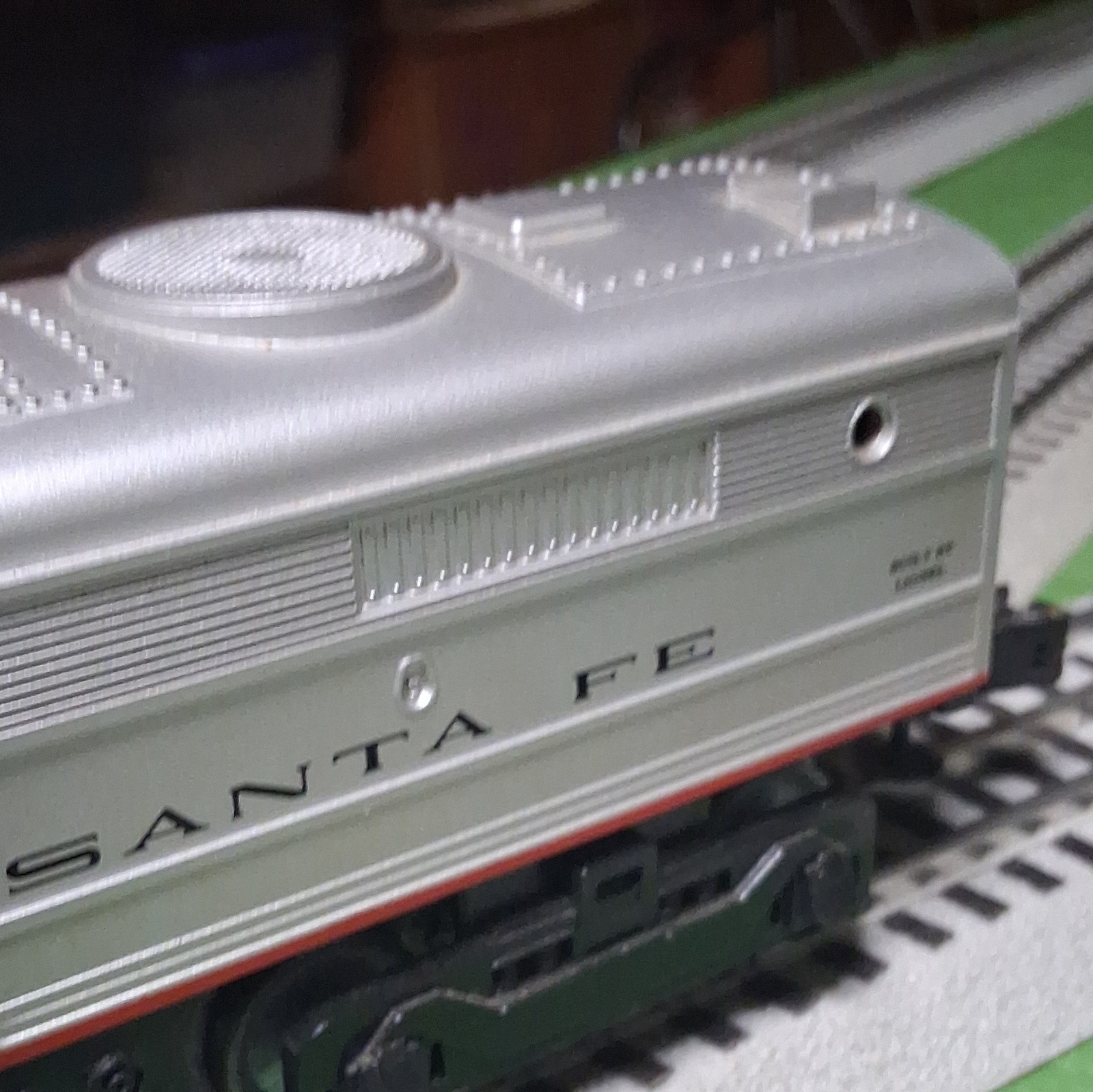 Lionel Santa Fe 212 O-27 Diesel Locomotive Red/Silver/Black/Yellow