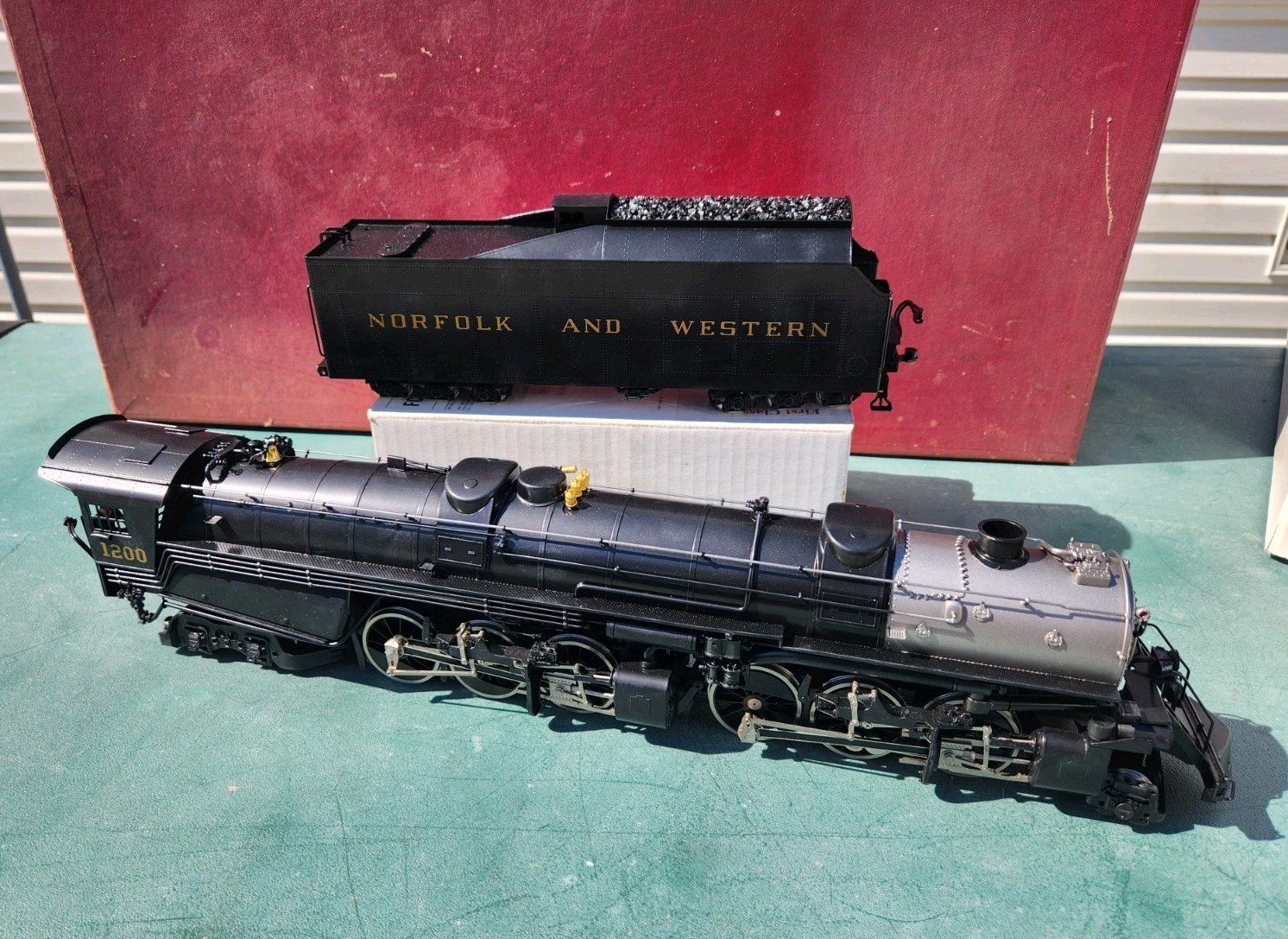 Vintage O-Gauge Brass 1200 Norfolk And Western Steam Locomotive & Tender RARE!!