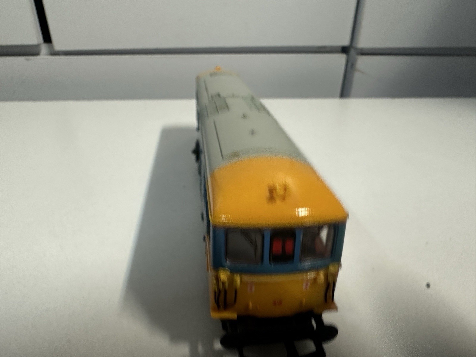 LIMA CLASS 73 004 BR BLUE YELLOW BLUEBELL RAILWAYS BOXED