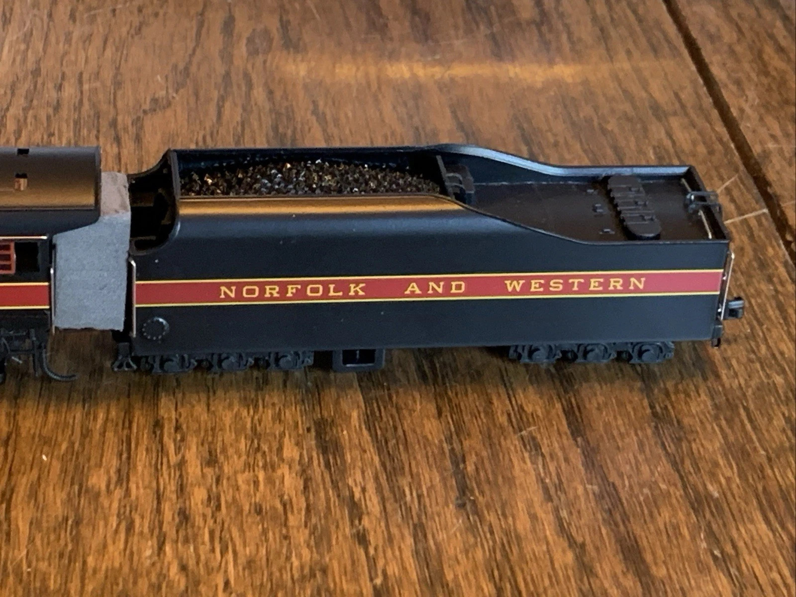 Bachmann Spectrum N 82152 Norfolk Western 4-8-4 Class J Locomotive. Needs Work.