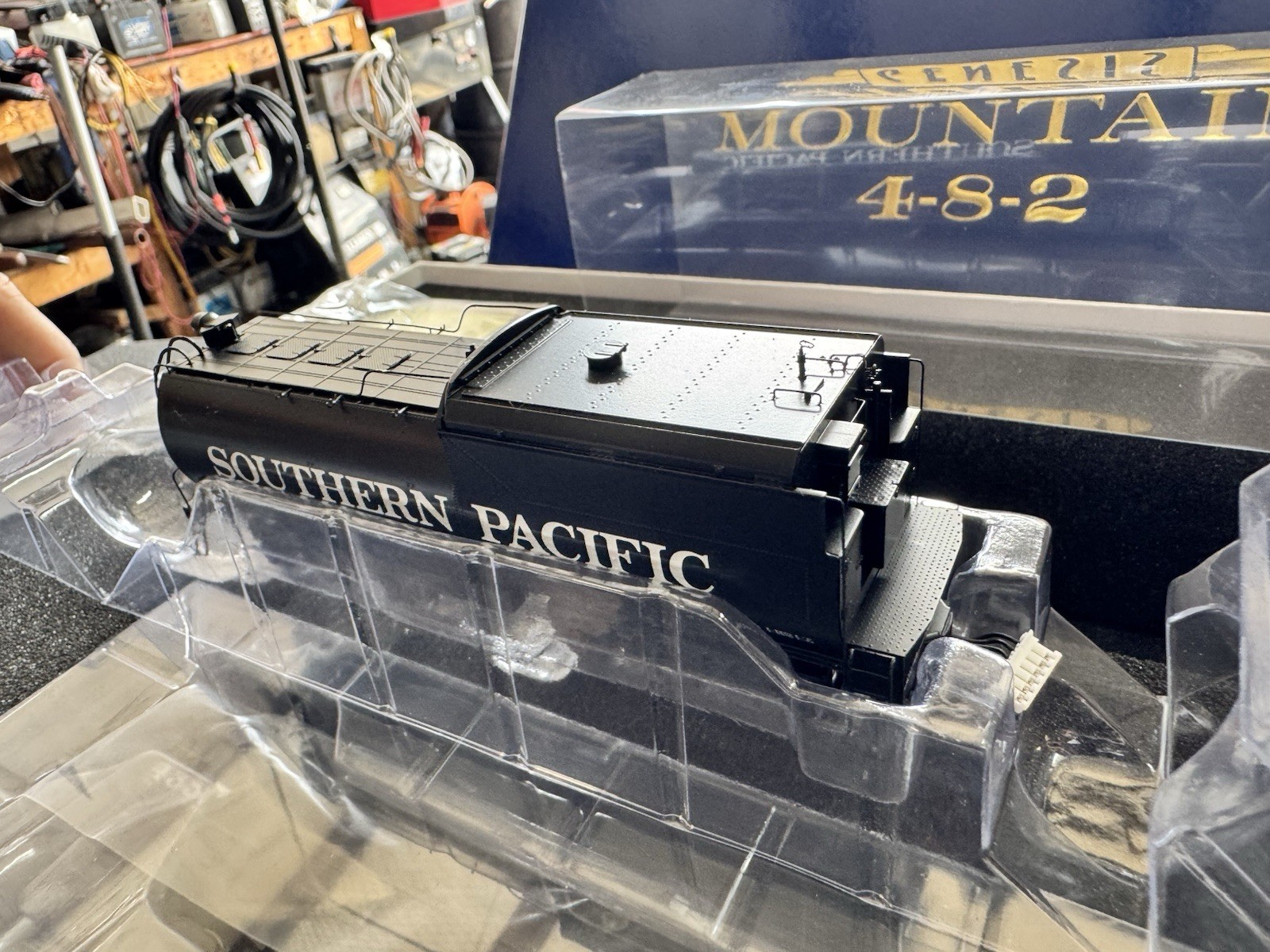 Athearn HO 4-8-2 MT-4 With DCC & Sound, SP/Skyline Casing#4357