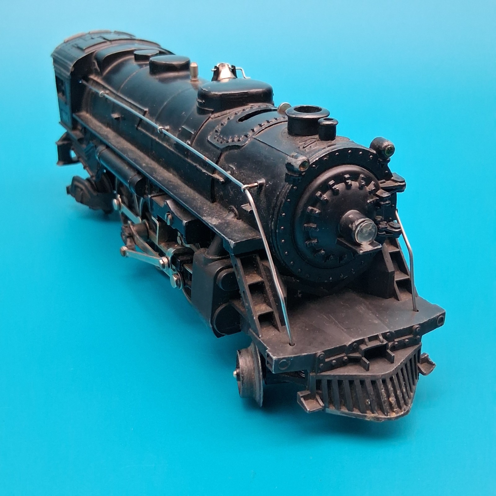 Lionel 1666 2-6-2 Locomotive & 2466WX Tender Original Boxes & Inserts RUNS