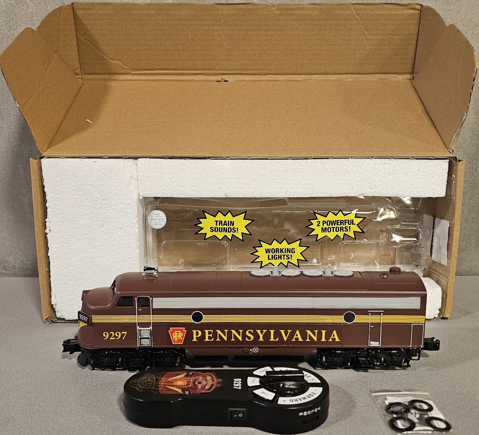 HTF Menards O Gauge Pennsylvania RR F-3 Diesel Locomotive 275-9297 Sounds Remote