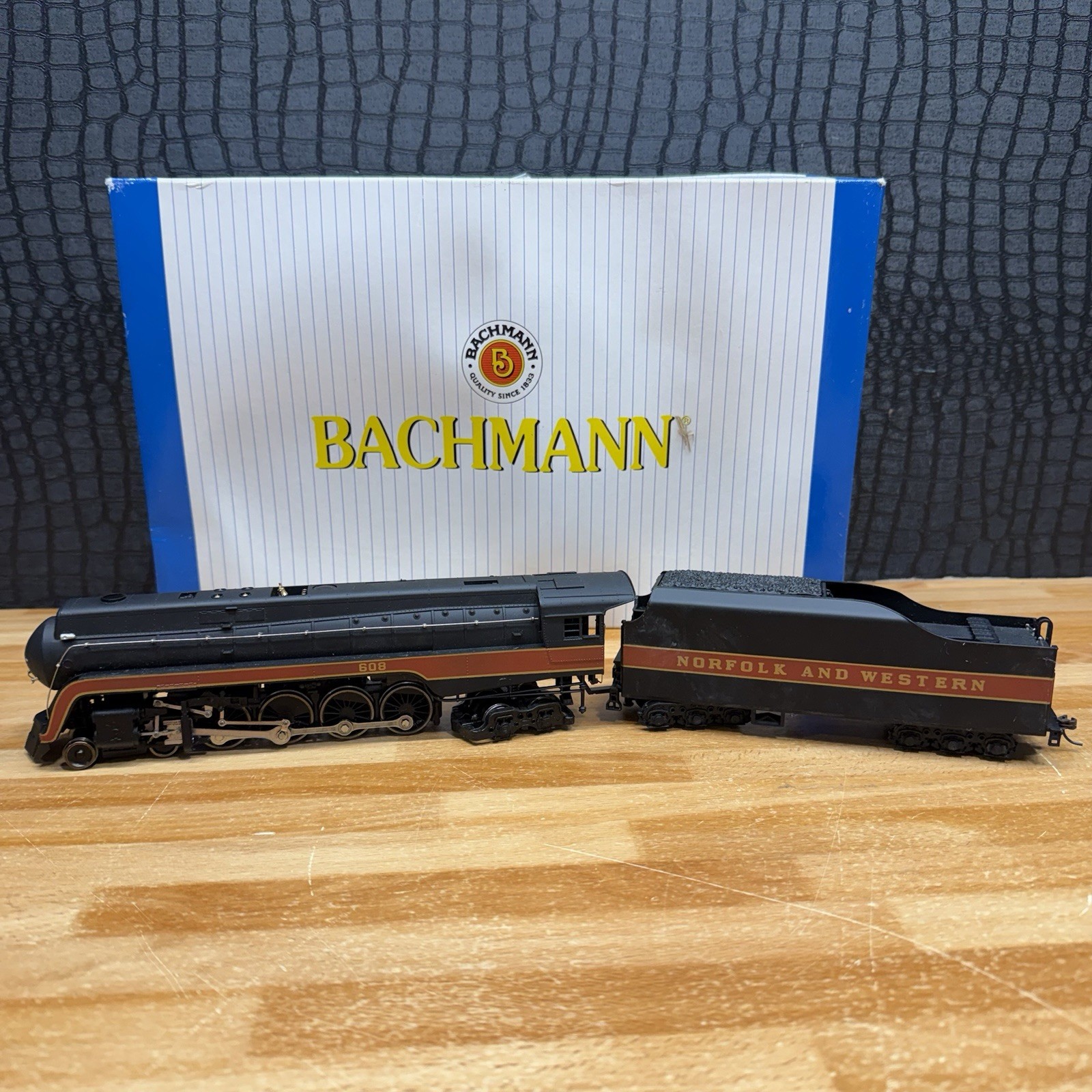 Bachmann #11315 HO 4-8-4 Class J Norfolk & Western #608 Pre-Owned N&W steam