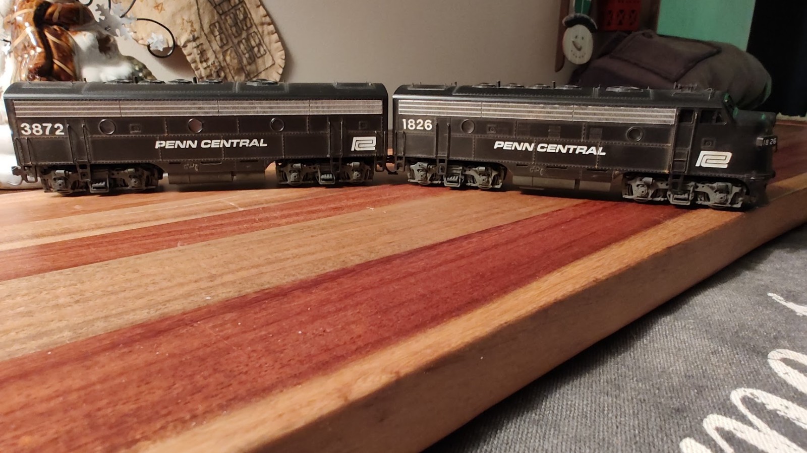 Stewart/Kato Penn Central F7 A&B w/DCC & Sound