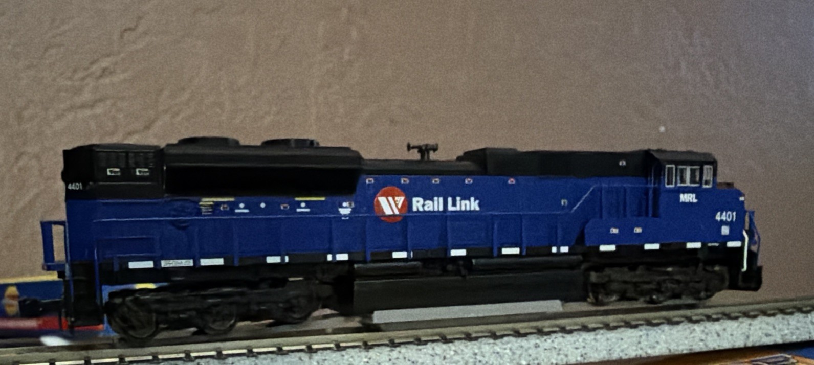 KATO 176-8531 4401 Montana Rail Link EMD SD70ACe N Scale Gauge Diesel Locomotive