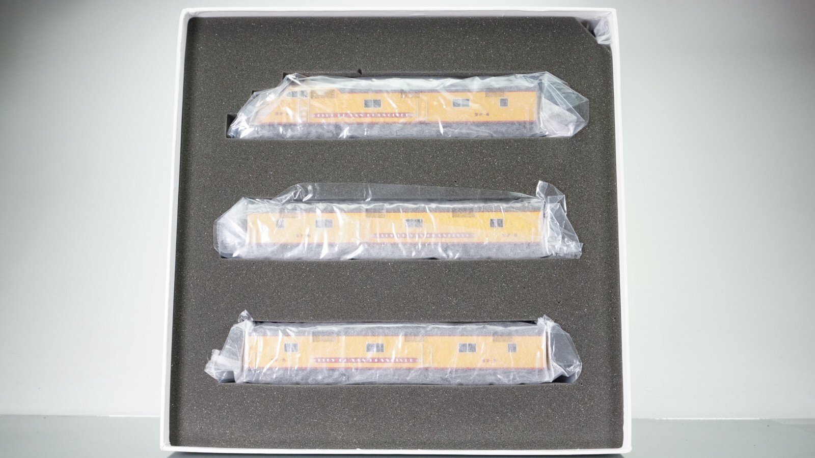 Challenger Imports Brass E6A/E6B/E6A Union Pacific City of San Francisco HO