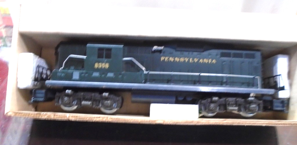 Lionel #6-8358 Pennsylvania GP-9 Diesel Locomotive #8358