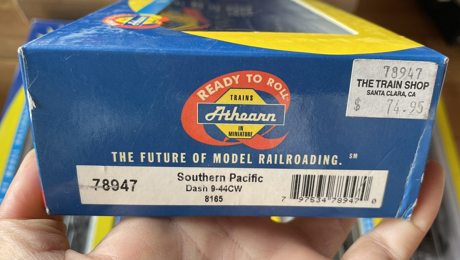 Athearn RTR Dash 9-44CW Southern Pacific SP 8165 DCC Ready – New In Box.