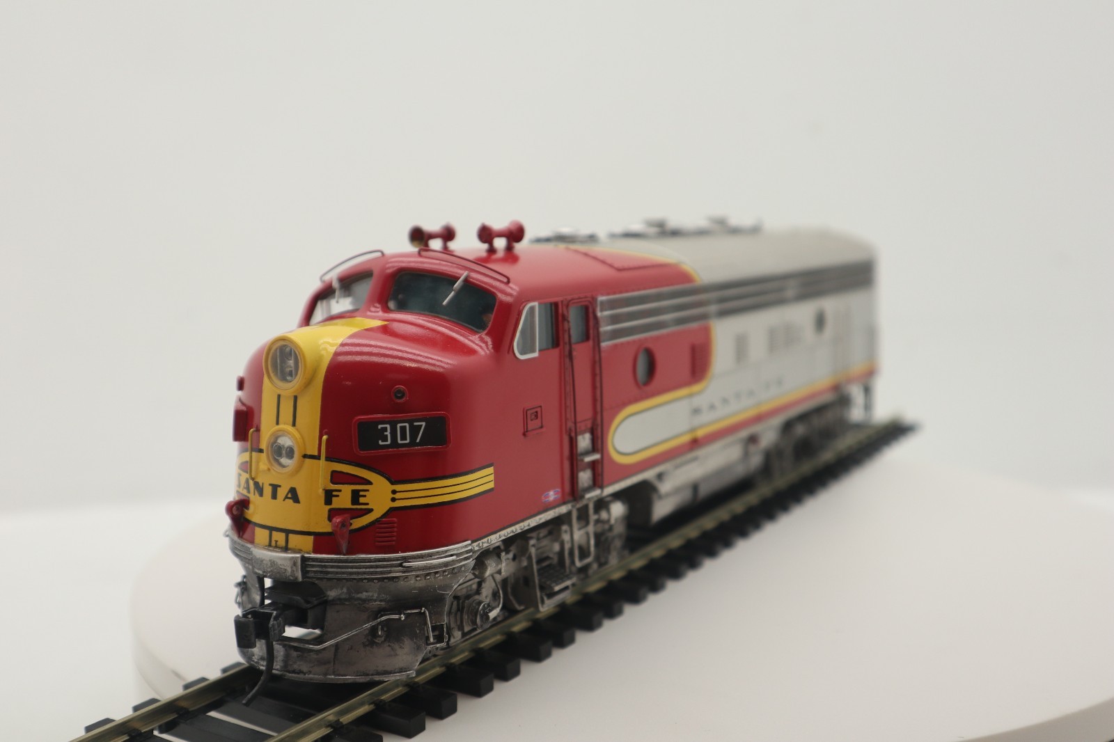 3rd Rail, 2-Rail O, #307, Santa Fe, F-7 PWR, Weathered, QSI/DCC, Run#1, C8 LN/OB