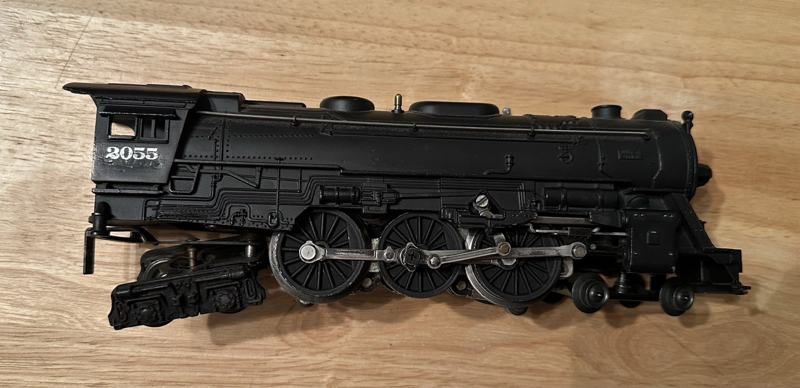 Lionel 2055 Hudson Engine with 6026W Tender