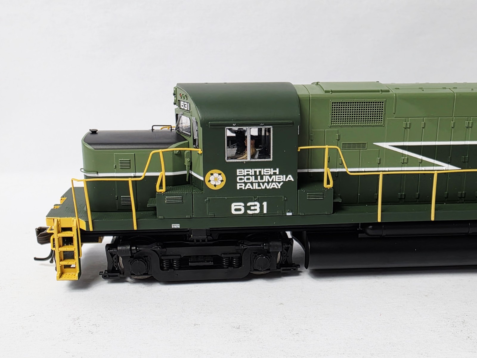 ATLAS GOLD BRITISH COLUMBIA LOCOMOTIVE #631 W/ SOUND IN BOX VERY NICE LOT 10