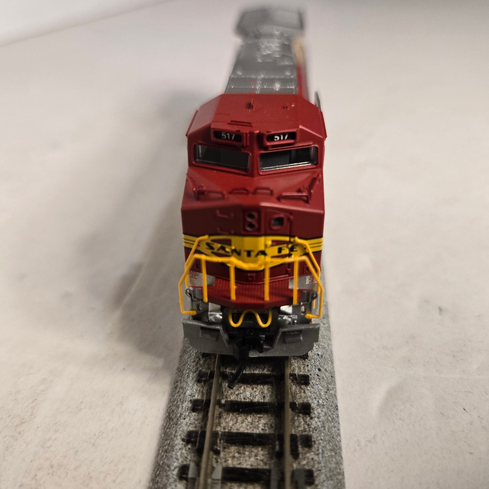 Atlas 48817 N Scale BNSF Warbonnet GE Dash 8-40BW. Runs. Decoder Ready