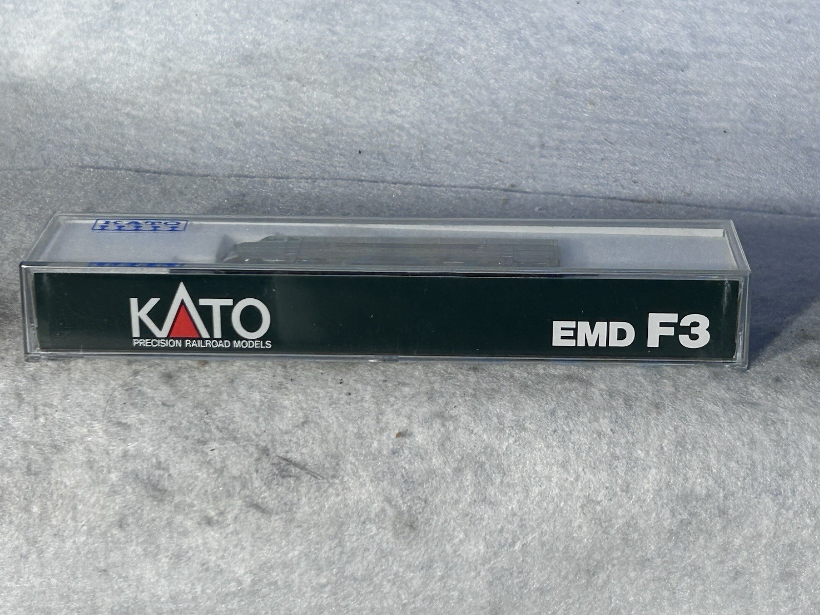 Beautiful KATO Baltimore & Ohio RR F-3A Locomotive N Gauge ￼